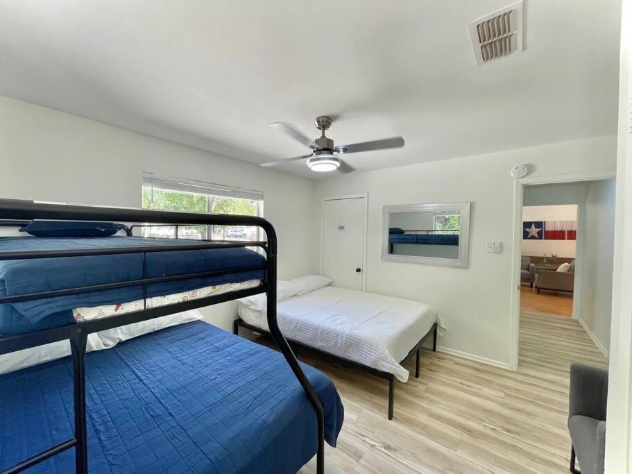 Canyon Lake River House Retreat-Location With Hot Tub 외부 사진