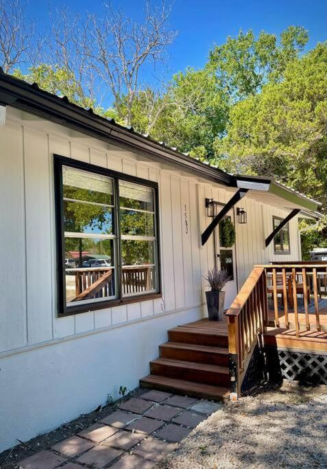 Canyon Lake River House Retreat-Location With Hot Tub 외부 사진