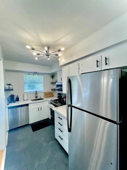 Canyon Lake River House Retreat-Location With Hot Tub 외부 사진