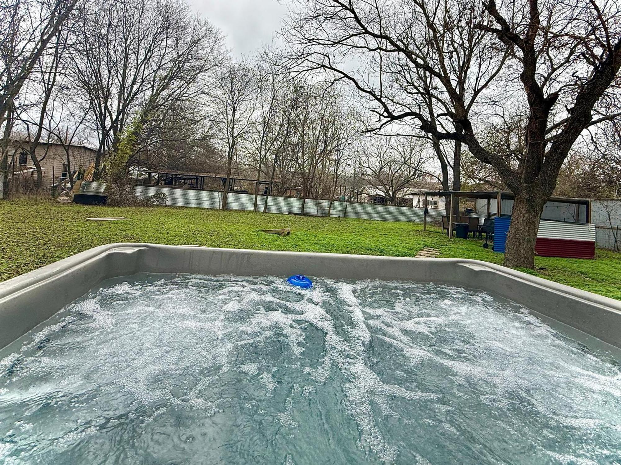 Canyon Lake River House Retreat-Location With Hot Tub 외부 사진